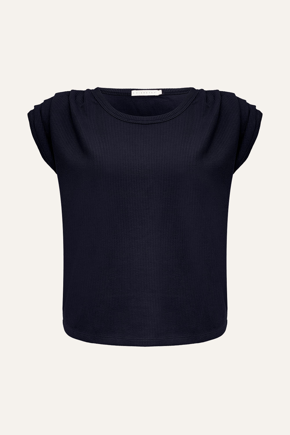 tp010353-000009-regata-stellis-still1