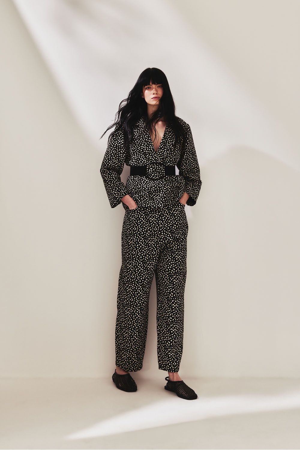 tp050243-000009-casaco-astrofisica-costas_bt010590-000009-calca-zeta-look2
