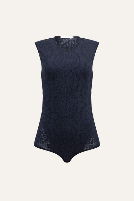 li020039-000009-body-hadar-still