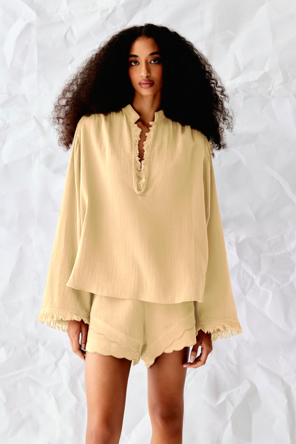 tp040071-000275-camisa-canopus-bt030077-000275-shorts-solsticio-look-ia