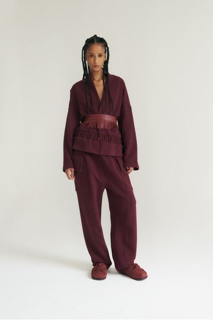 tp050260-000327-casaco-ausencia-bt010637-000327-calca-esvanecer-ac060029-000327-cinto-momentaneo-ft4