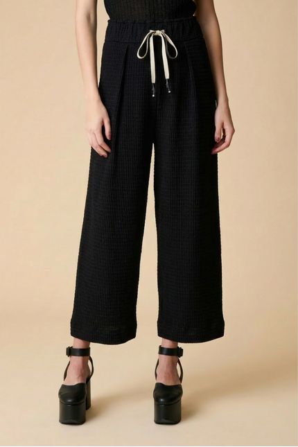 bt010652-000009-calca-suspenso-ft1-ia