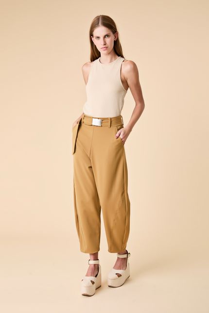 bt010654-000048-calca-sopro-ft1