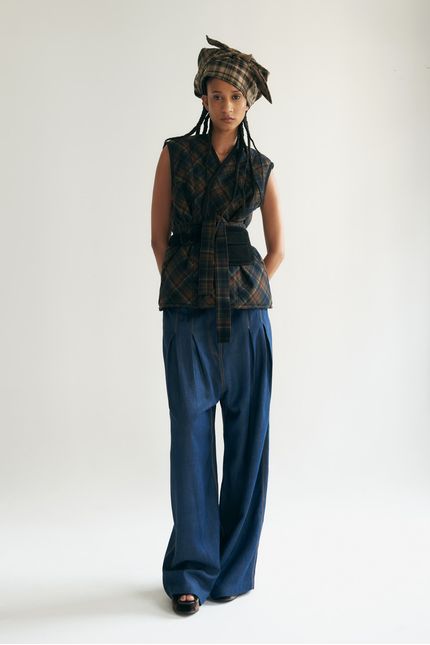 bt010630-000097-calca-etereo-campanha1