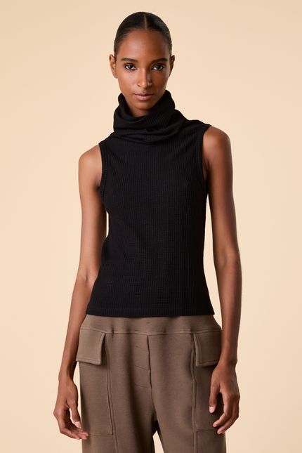 tp010392-000009-regata-nietzsche-nova-look1-v2