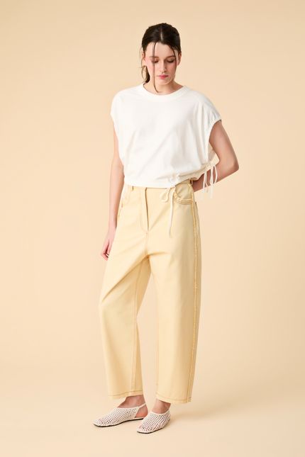 bt010598-000054-calca-gravidade-look1