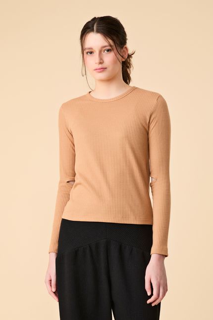 tp030169-000048-camiseta-lisboa-look1