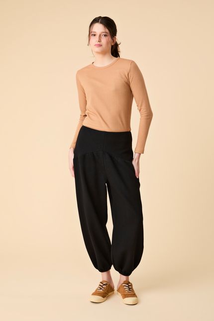 bt010635-000009-calca-eternidade-look1