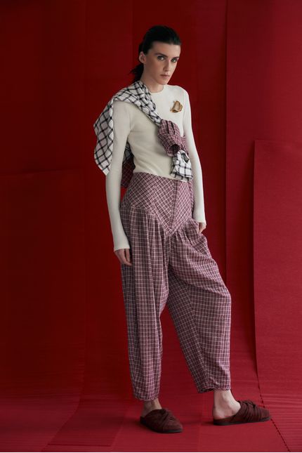 bt010619-000077-calca-volatil-campanha1