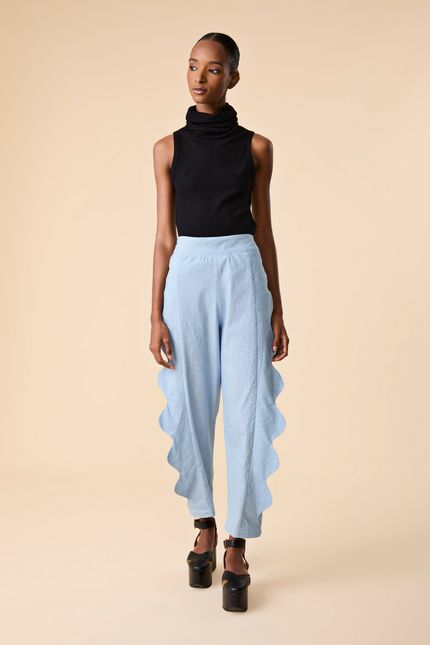 bt010620-000058-calca-encanto-look1-v2