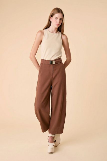 bt010654-000037-calca-sopro-look1