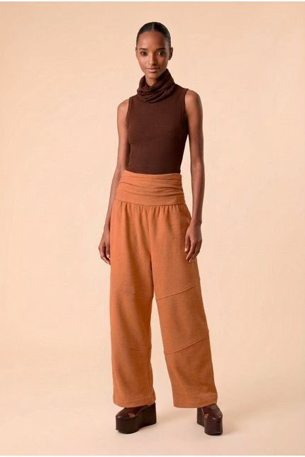 bt010643-000048-calca-cintilar-look1