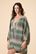 tp050265-000074-casaco-coexistir-look1